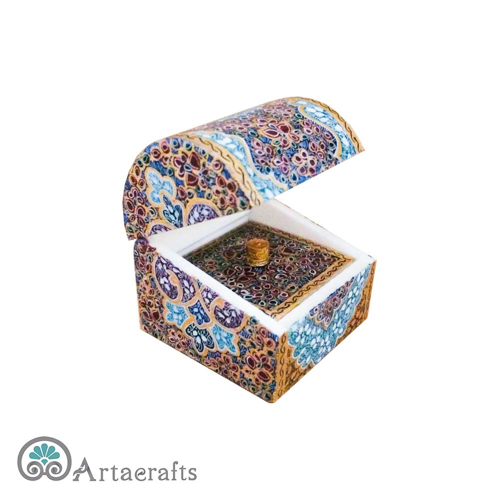 Jewelry box
