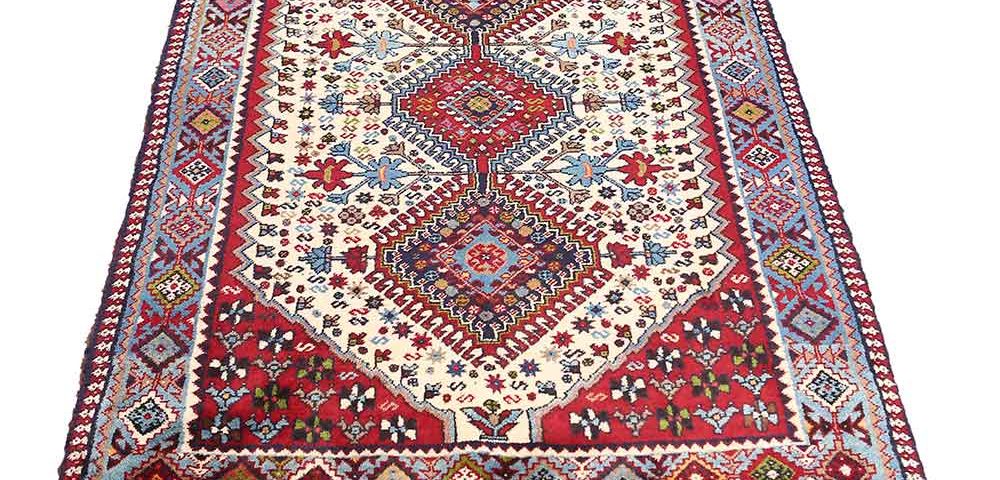 this is a picture of qashqaei carpet